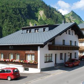 Hotel Garni Enzian