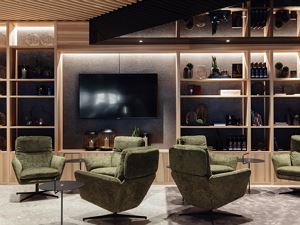 Lobby01