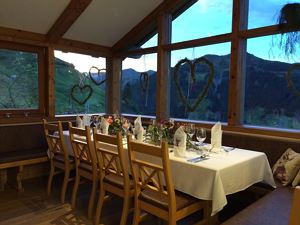 Restaurant Lari Fari